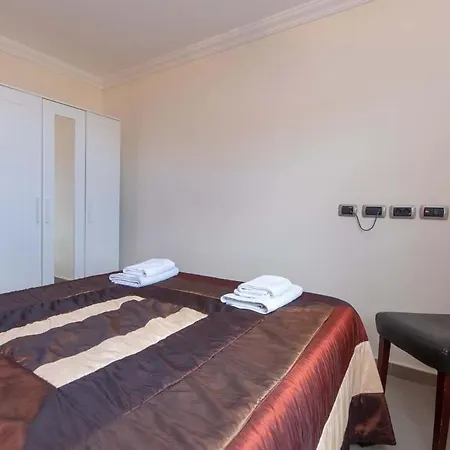 Achacay 1 - Two Bed شقة